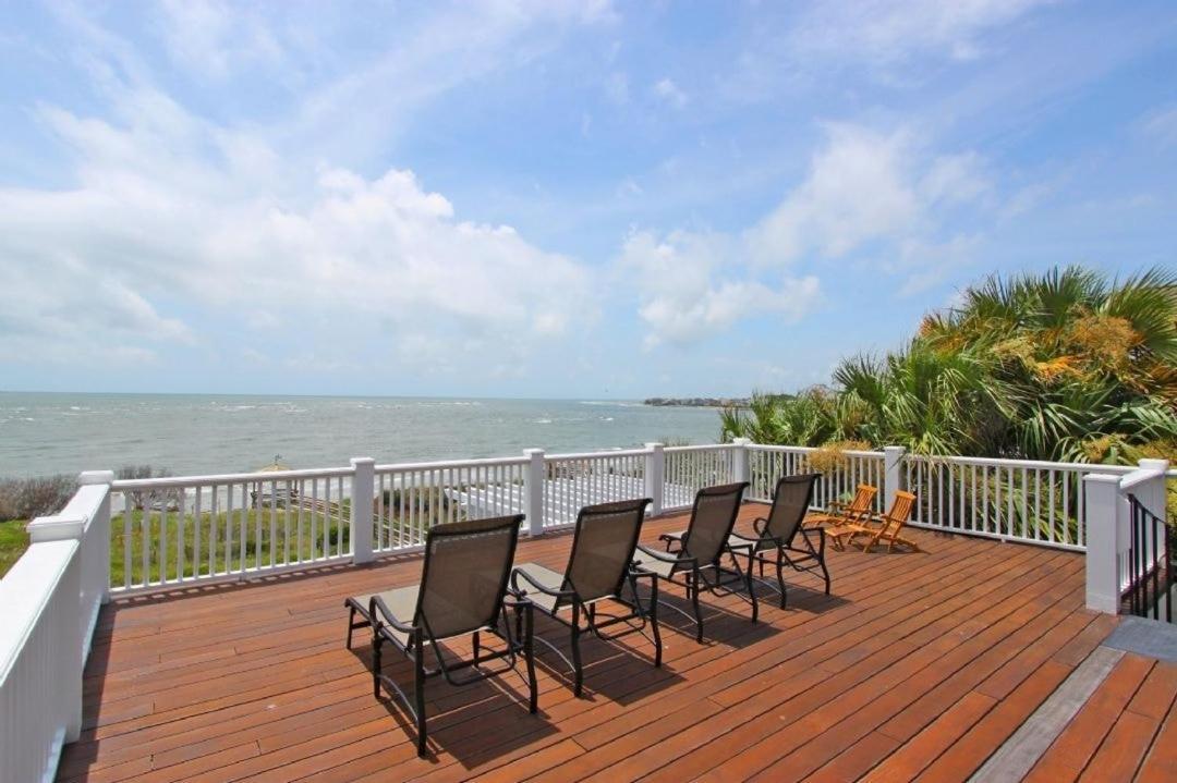 114 Ocean Boulevard By Avantstay Beachfront Putting Green Volleyball Court Infinity Pool Sullivans Island Exteriör bild