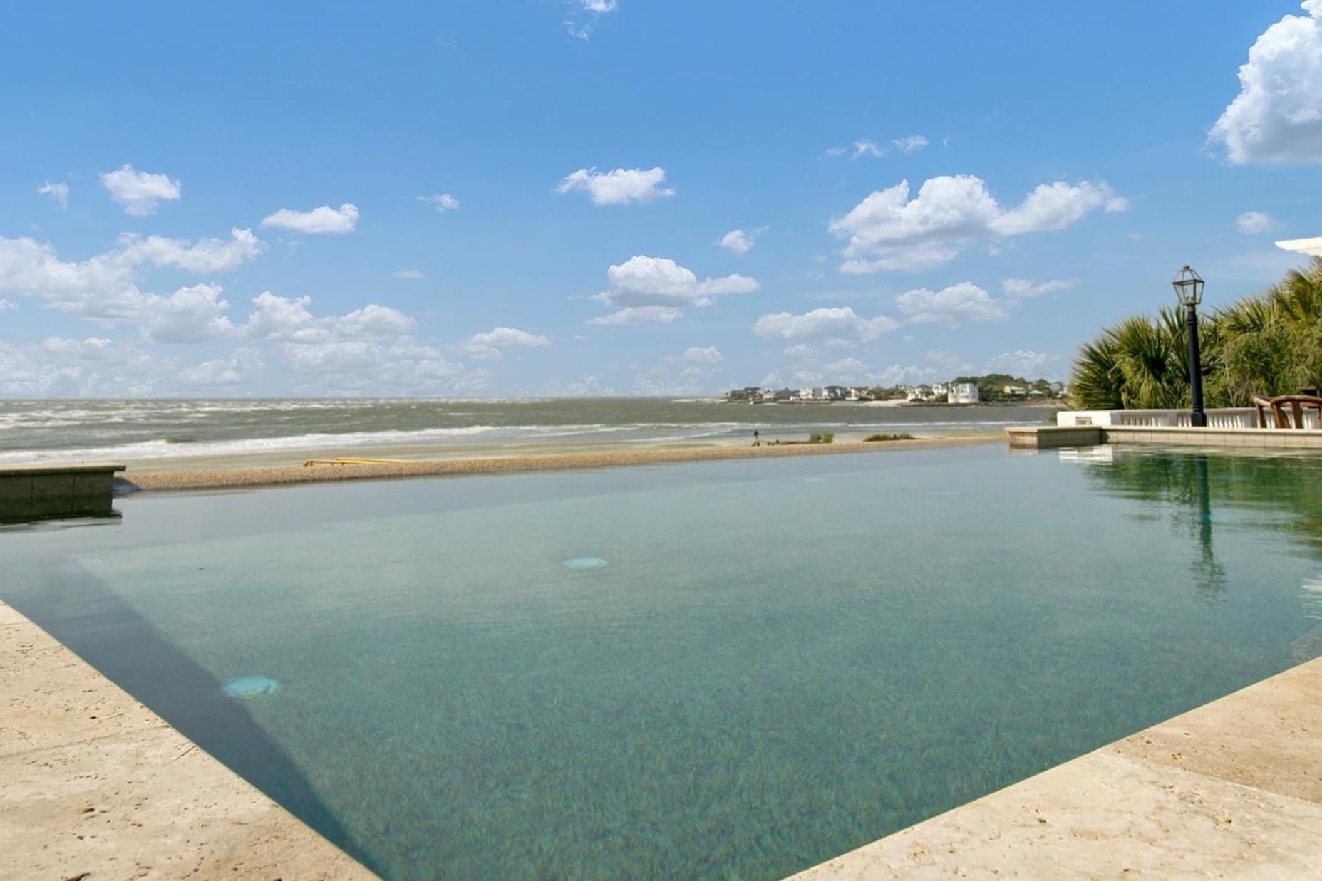114 Ocean Boulevard By Avantstay Beachfront Putting Green Volleyball Court Infinity Pool Sullivans Island Exteriör bild